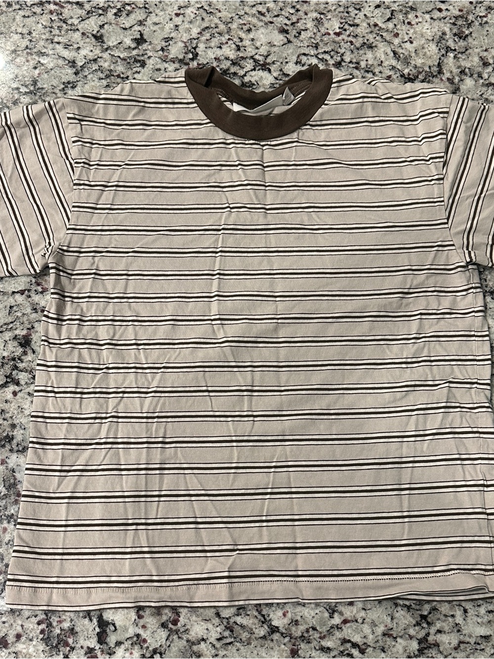 No Boundaries Beige Striped Short Sleeve Tee with Brown Trim